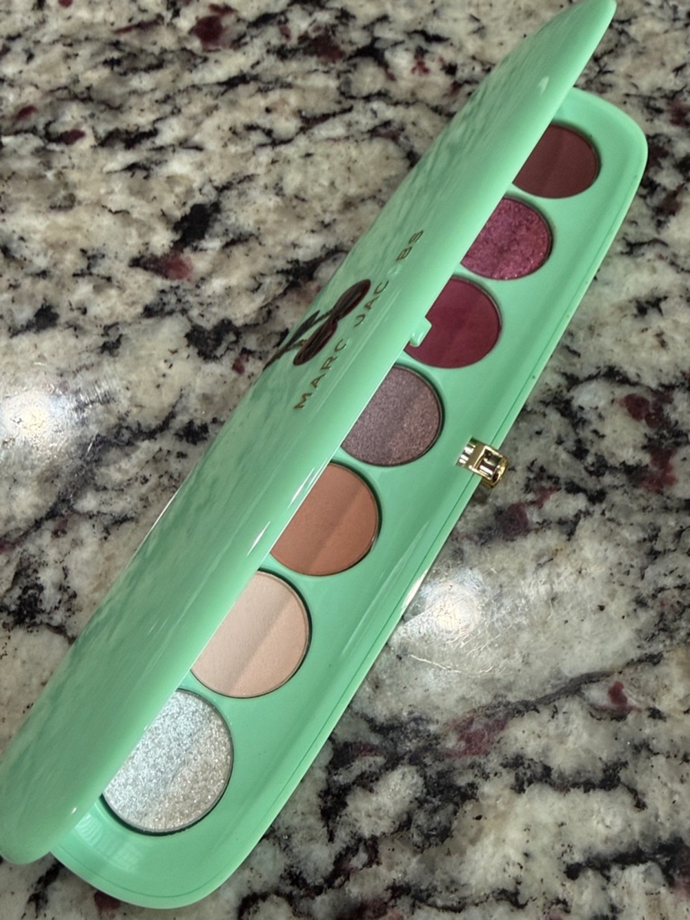 Marc Jacobs Vintage Limited Edition Cherry Eyeshadow Palette
